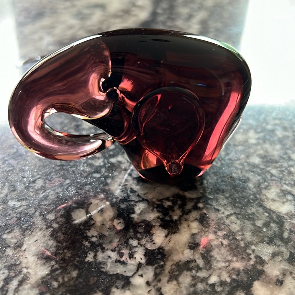 Purple Art Glass Elephant Figurine